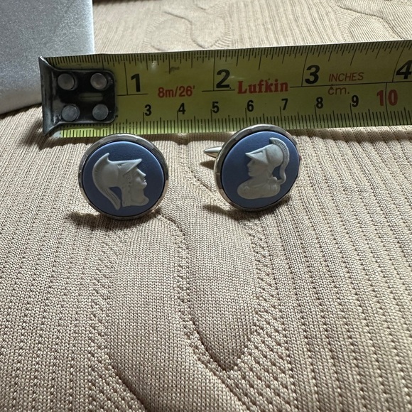 Blue and White Cameo Cufflinks Wedgewood - Picture 9 of 15